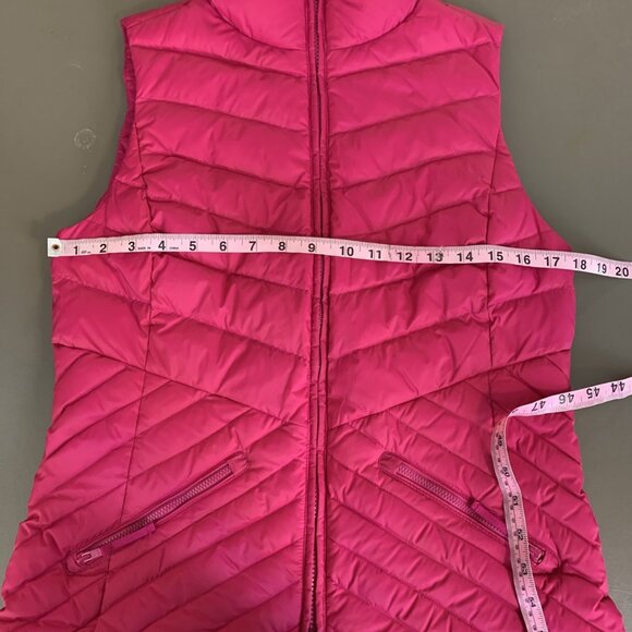 Talbots Womans S Vest Quilted Puffer Down Filled Pink Zip Front Pockets Classic - Picture 9 of 12